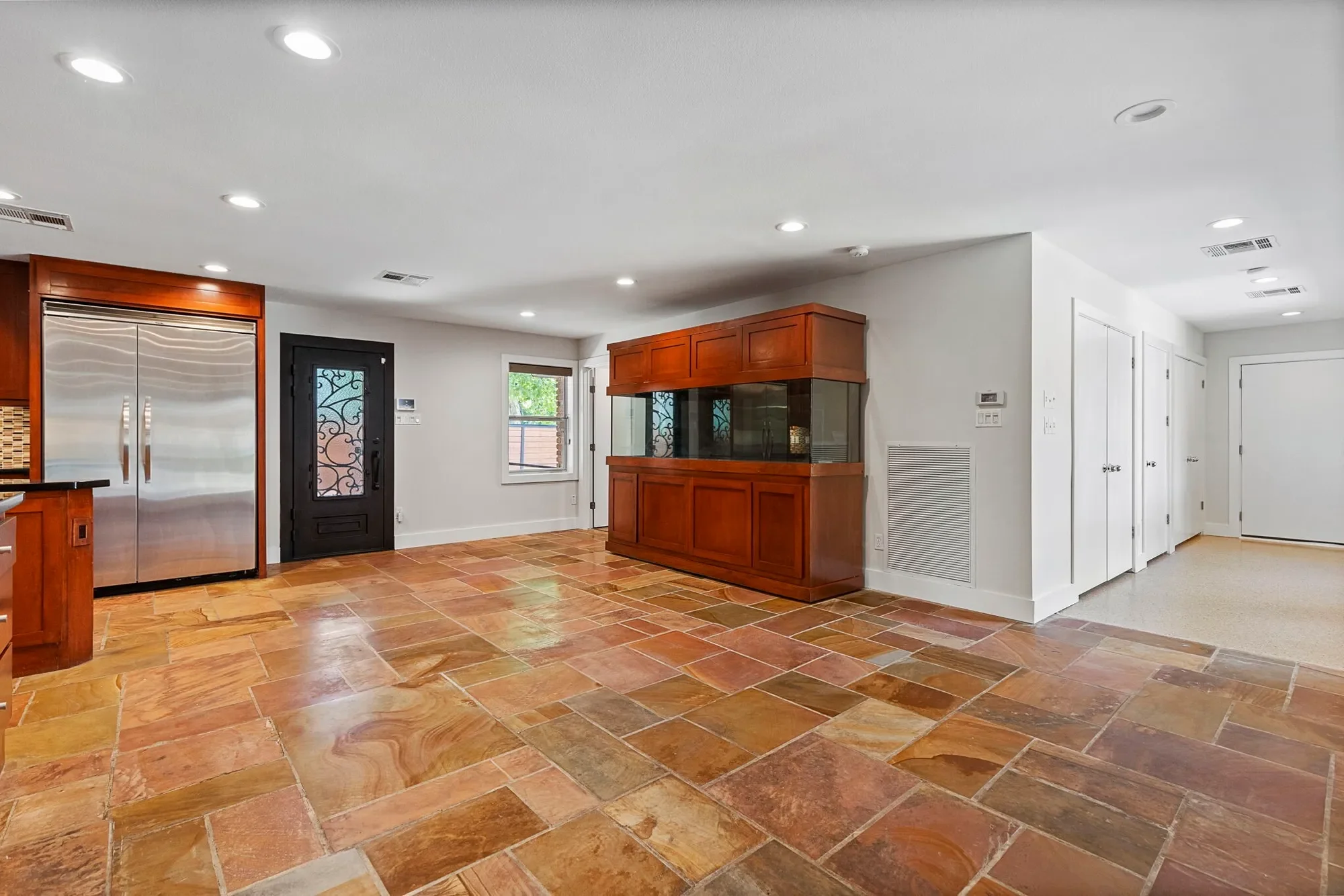 3322 N Braeswood Boulevard, Houston, TX 77025, Houston, Texas, United States. - Photo 32