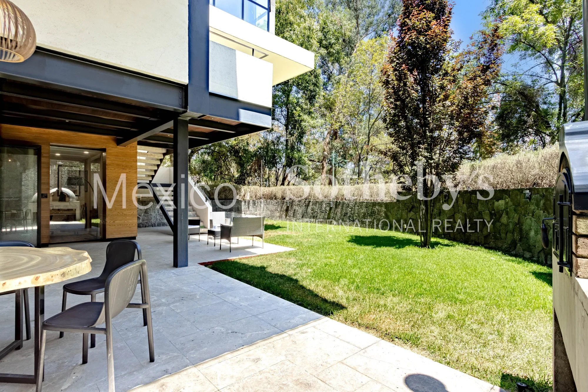 Gallery photo 6