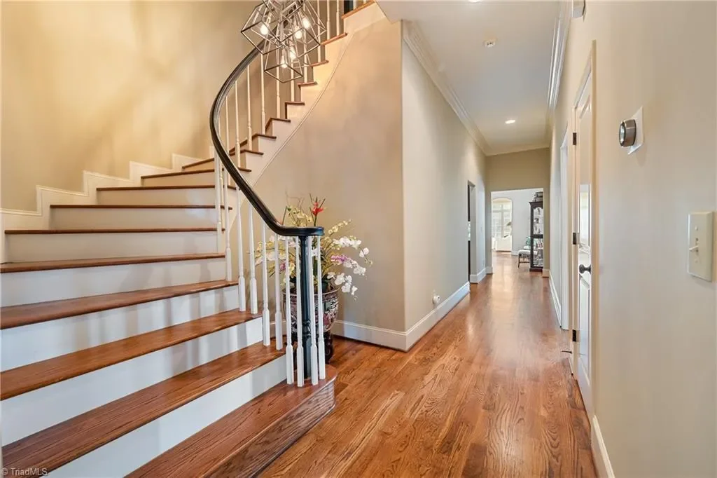 Gallery photo 10