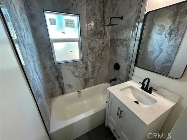 Gallery photo 6