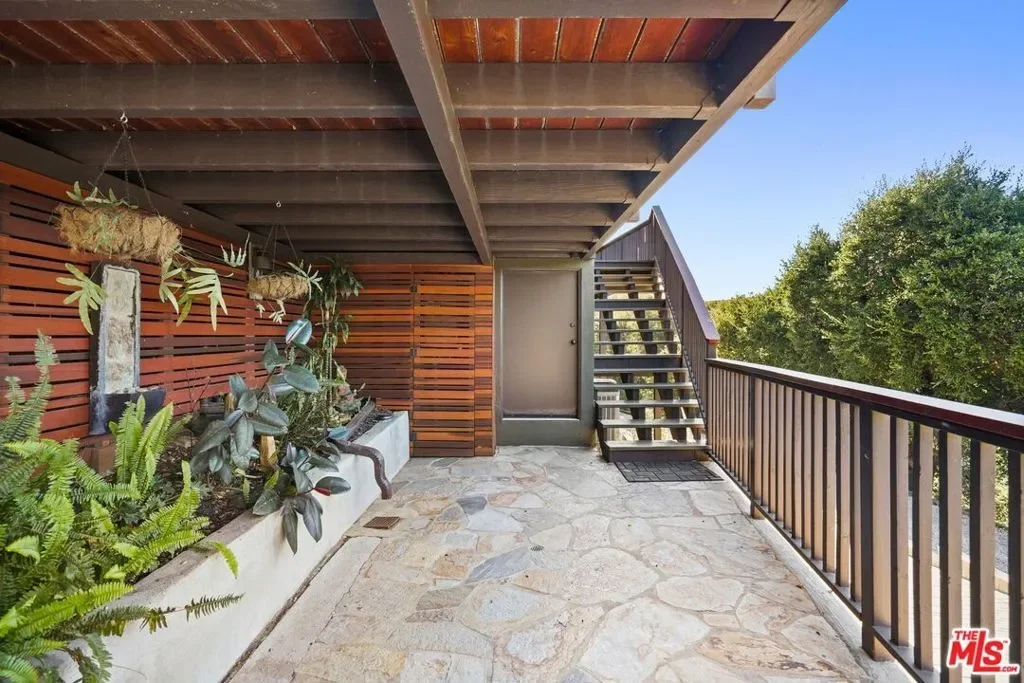 21956 Cereza Way, Topanga, California, United States. - Photo 32
