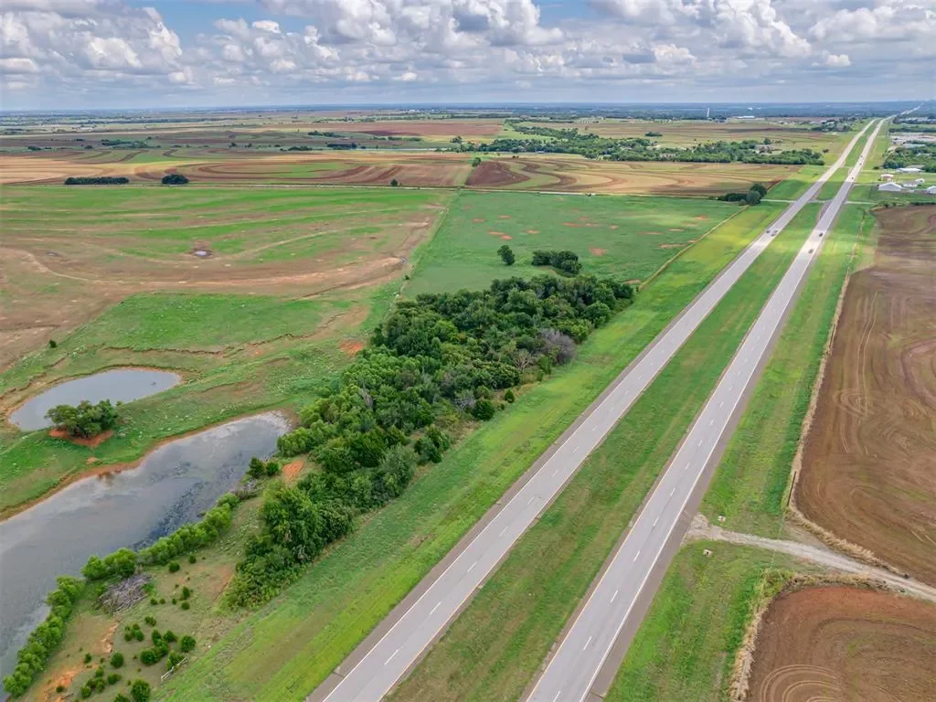 0001 NW Expressway, Piedmont, OK 73078, Yukon, Oklahoma, United States. - Photo 9