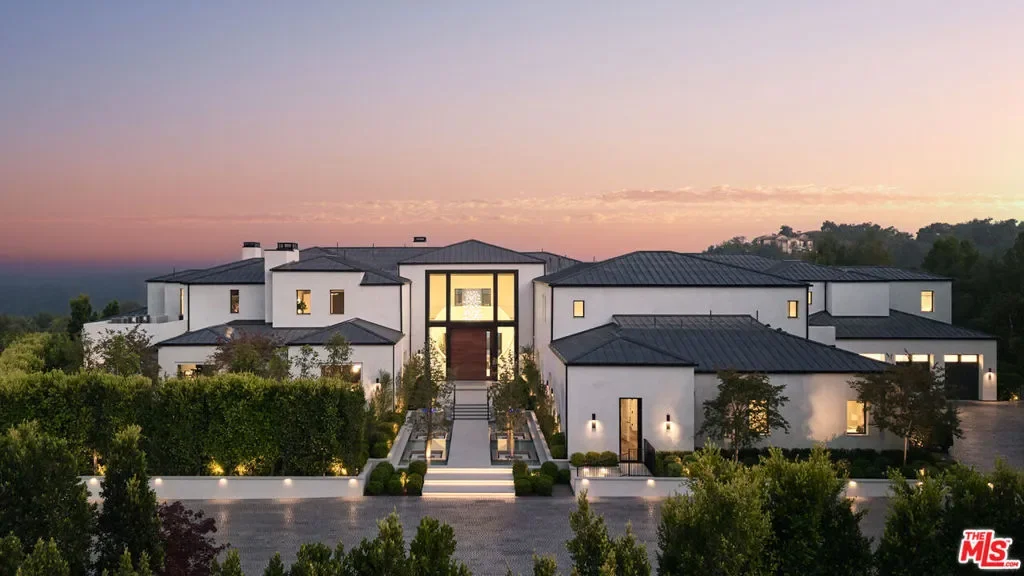 73 Beverly Park Lane, Beverly Hills, California, United States. - Photo 24