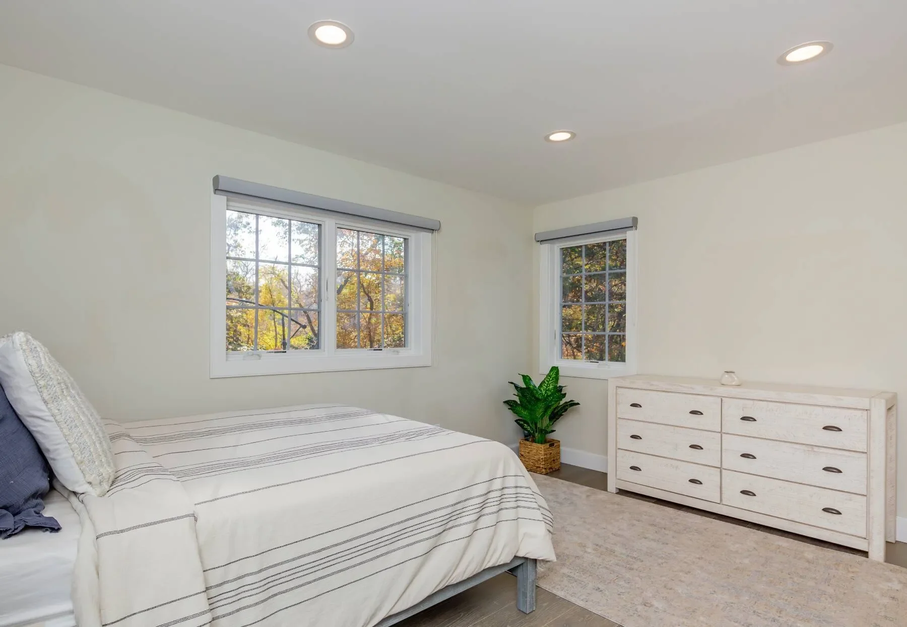 16 Lincoln Street , Village of Sag Harbor, NY 11963, Sag Harbor, New York, United States. - Photo 11