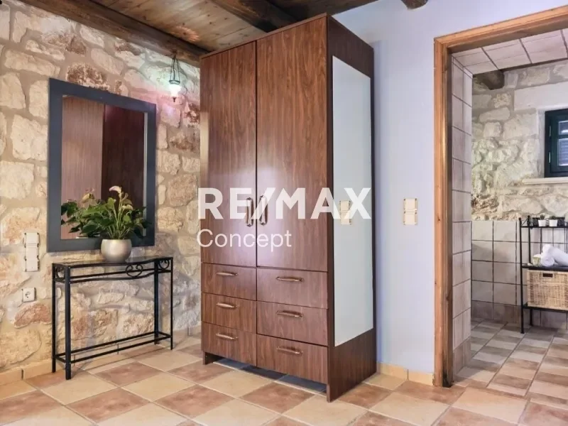 For sale: apartment complex in the area of Xirokastelo, Zakynthos.
