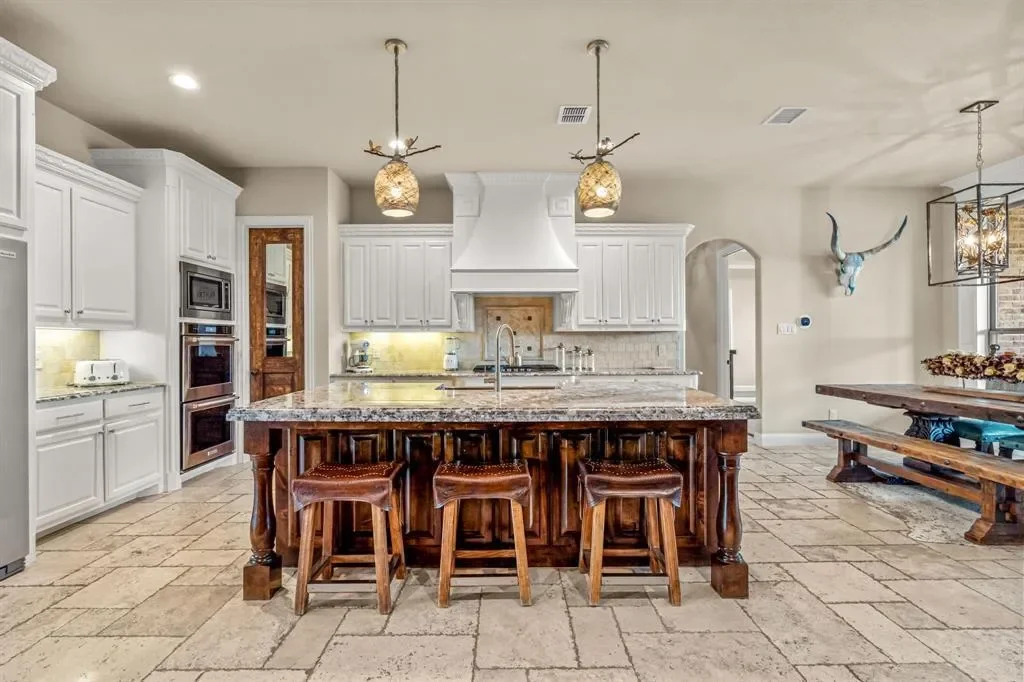 7756 Bella Milano Drive, Fort Worth, Texas, United States. - Photo 15