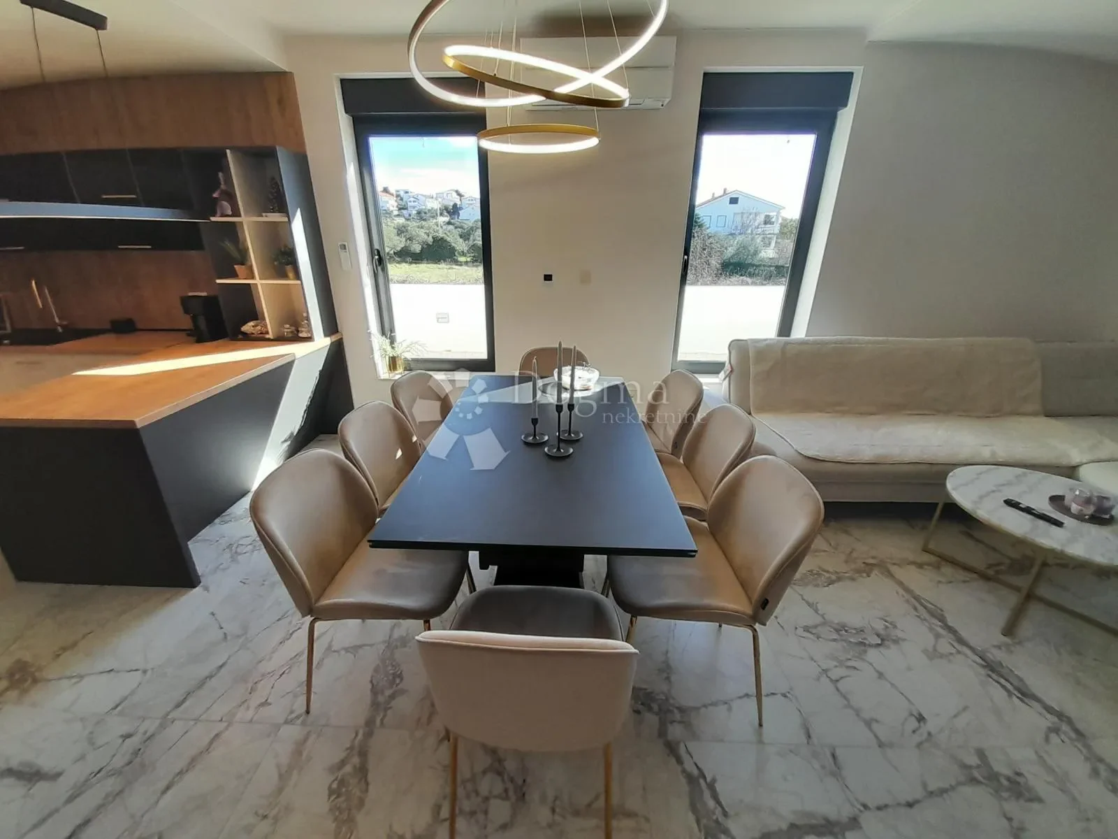 Gallery photo 6