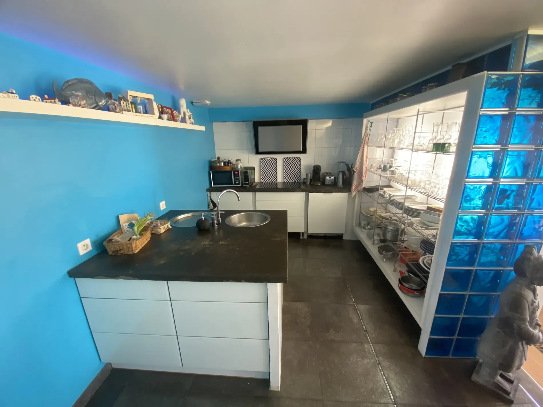 Gallery photo 4