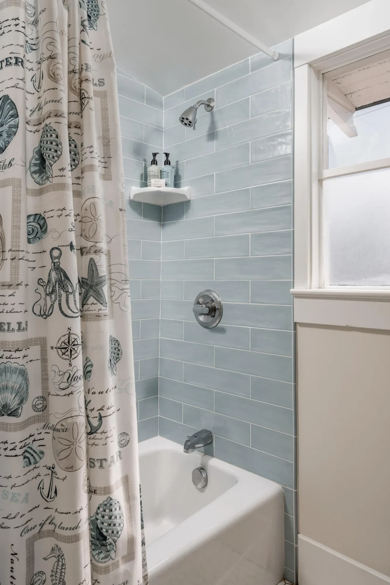 428 Corona Del Mar, Santa Barbara, California, United States. - Photo 17