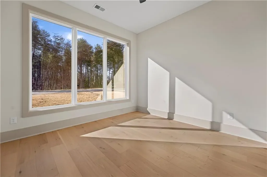 6084 BLUEWATER Boulevard, Gainesville, Georgia, United States. - Photo 22