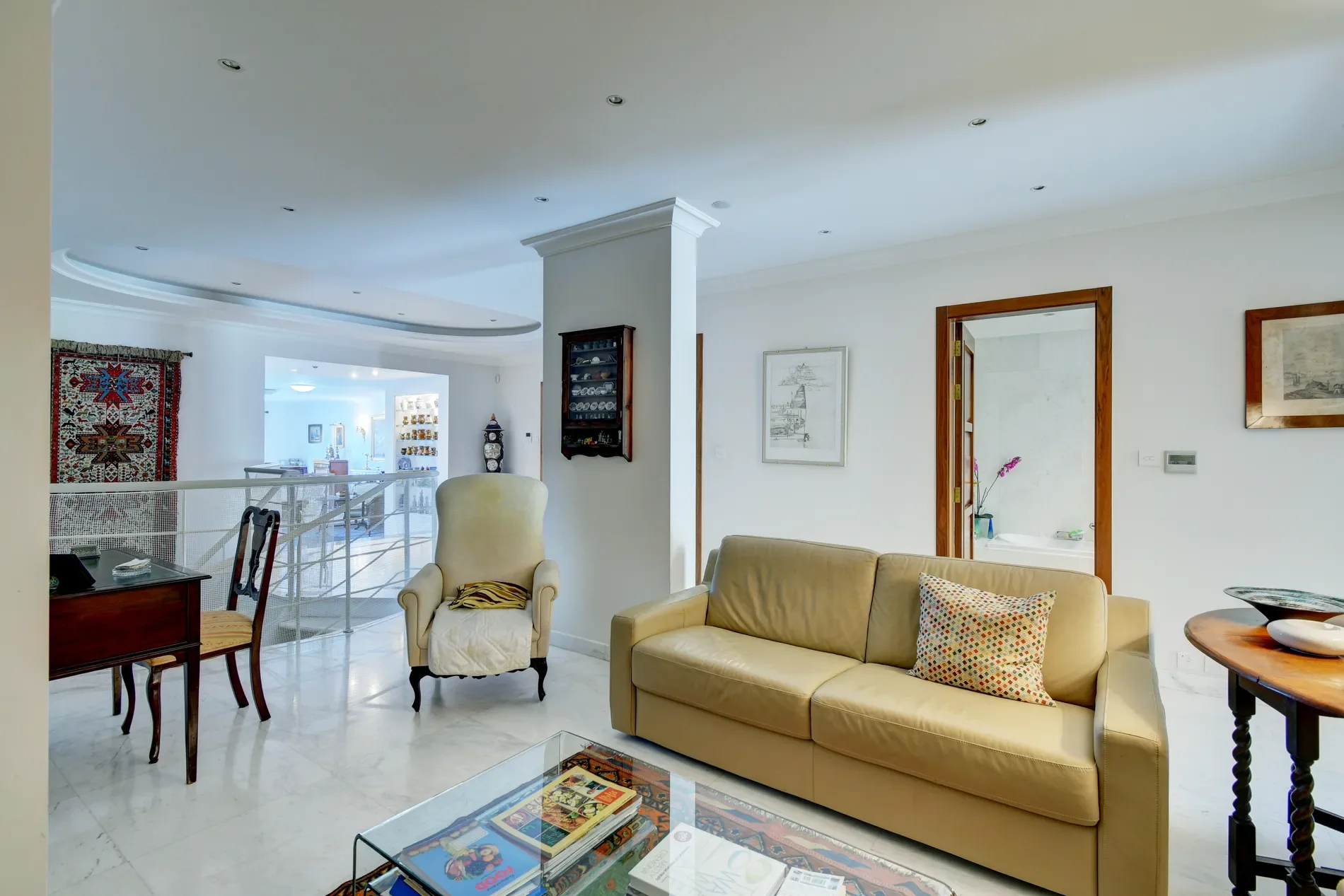 Gallery photo 3
