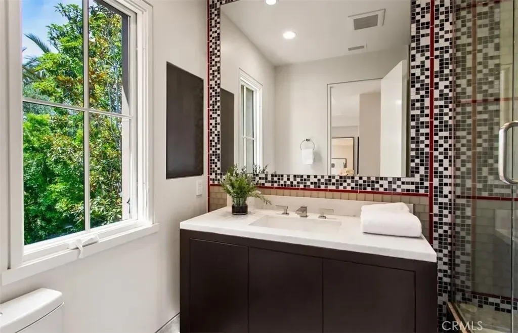 9 Shoreridge, Newport Beach, California, United States. - Photo 30
