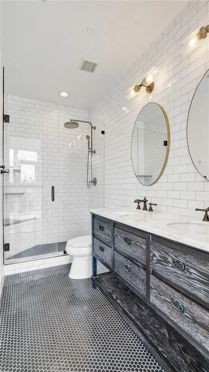716 SE 12th St #13, Fort Lauderdale, FL 33316, Fort Lauderdale, Florida, United States. - Photo 24