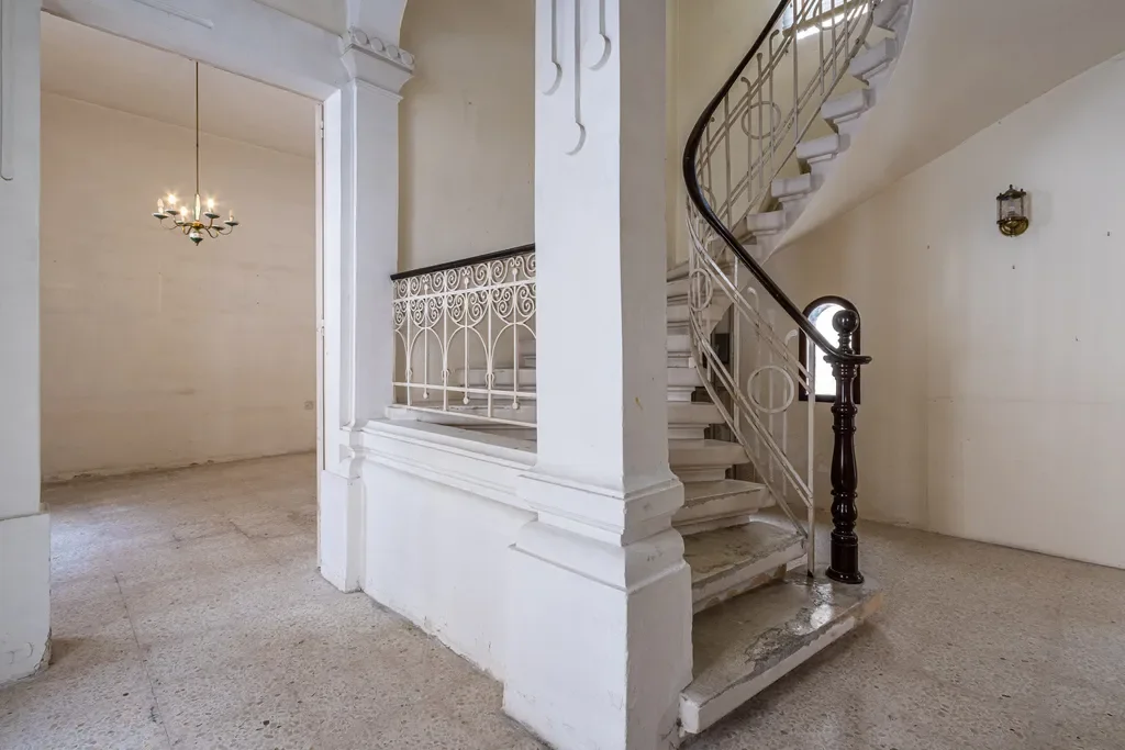 Gallery photo 3