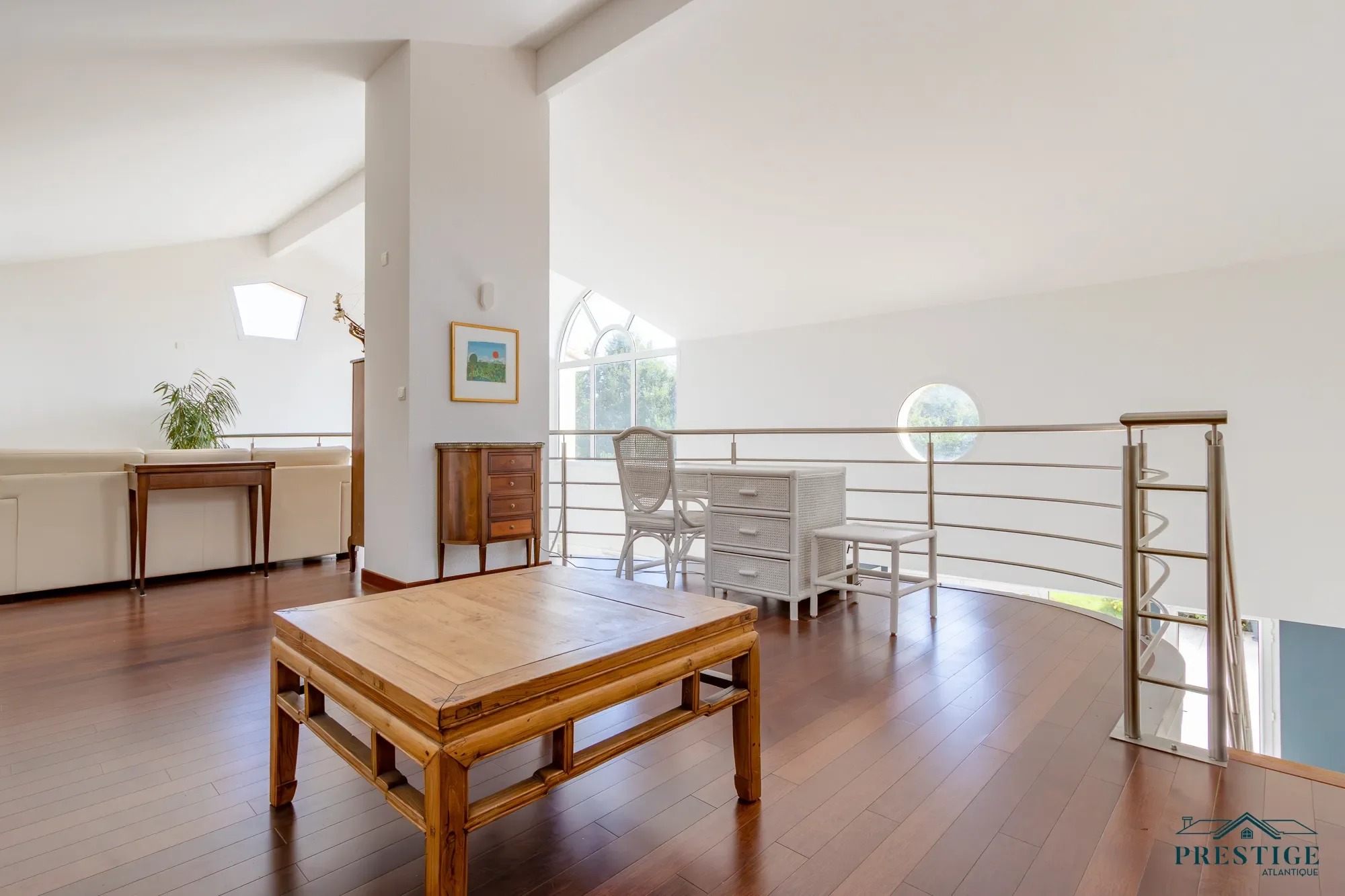 Gallery photo 8