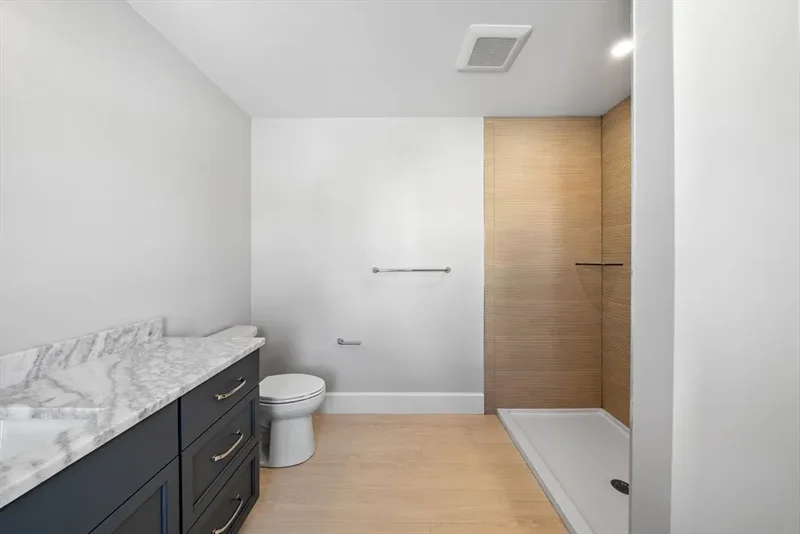 17 Whisper Way, Hopkinton, MA, 01748, USA, Hopkinton, Massachusetts, United States. - Photo 31