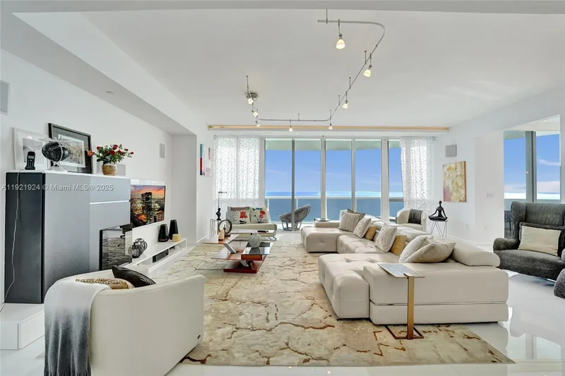 15811 Collins Ave #1601, Sunny Isles Beach, FL 33160, Golden Beach, Florida, United States. - Photo 13