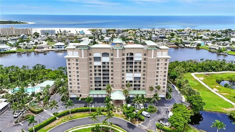 4192 Bay Beach LN, Fort Myers Beach, Florida, United States. - Photo 30