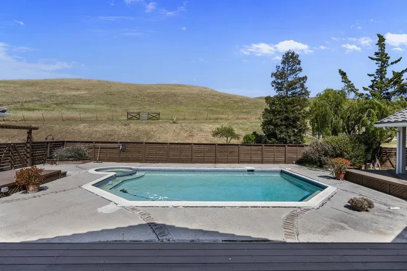5955 Diablo Hills Road, Tres Pinos, CA 95075, Hollister, California, United States. - Photo 60