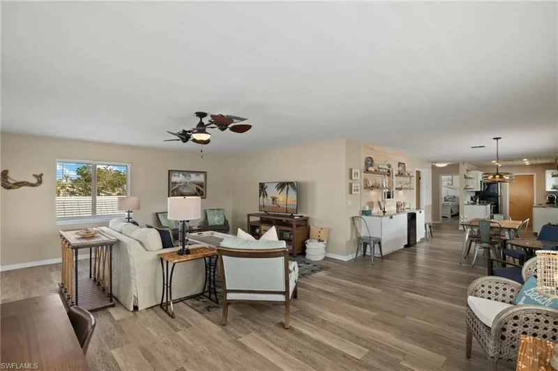 6151  1, Fort Myers Beach, Florida, United States. - Photo 4