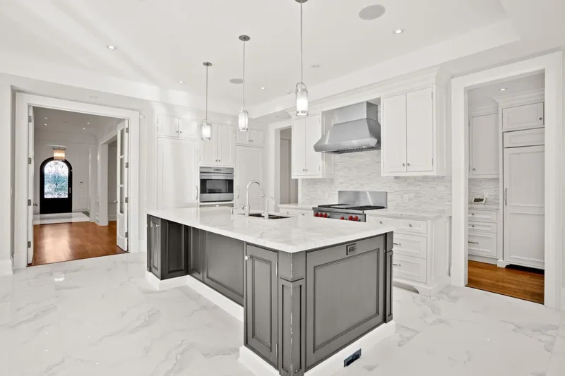 33 Blyth Hill Road, Toronto, Ontario, Canada. - Photo 9