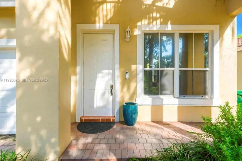 7665 NW 19th Ct, Pembroke Pines, FL 33024, Pembroke Pines, Florida, United States. - Photo 7