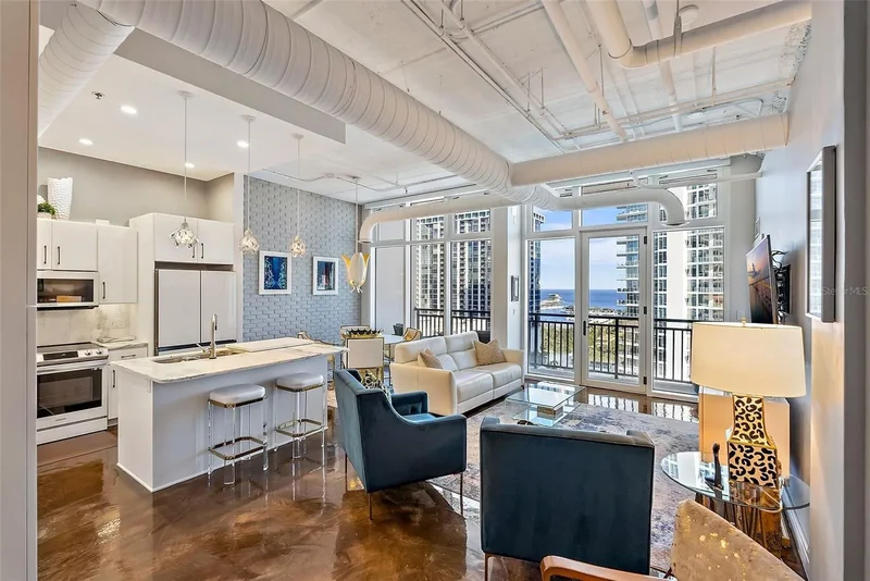 175 2nd Street, #P-08, St Petersburg, FL, 33701, USA, St. Petersburg, Florida, United States. - Photo 5