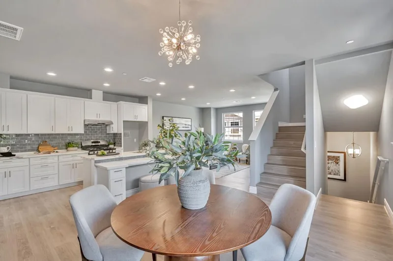806 Maybeck Place, Hayward, California, United States. - Photo 2