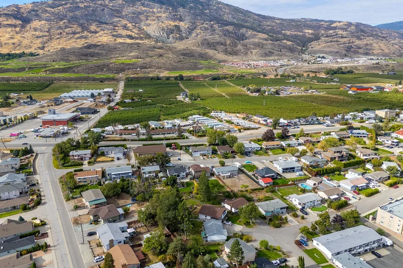 7612 97th Street, Osoyoos, BC V0H 1V5, Osoyoos, British Columbia, Canada. - Photo 46