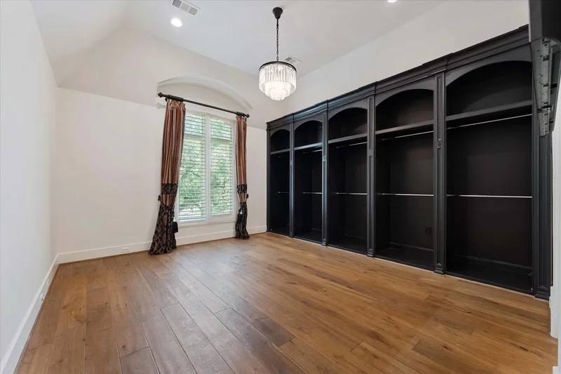 5506 Russett Drive, Houston, TX 77056, Houston, Texas, United States. - Photo 43