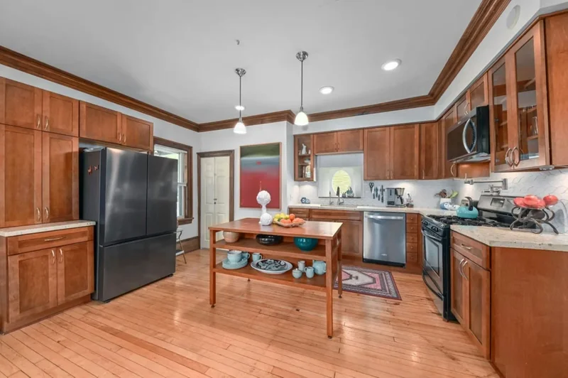 1750 N. Palmer St. , Milwaukee, WI 53212, Milwaukee, Wisconsin, United States. - Photo 19