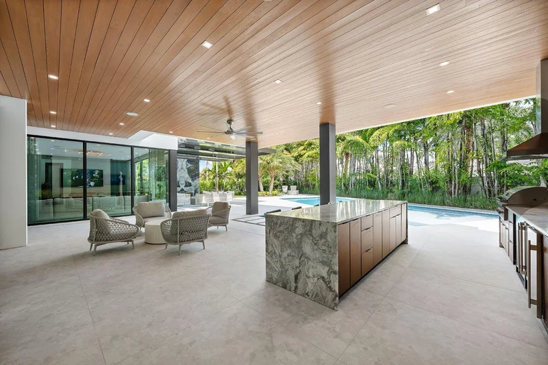 217 Thatch Palm Drive, Boca Raton, Florida, United States. - Photo 25
