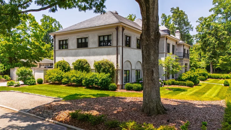301 Wentworth Drive , Greensboro, NC 27408, Greensboro, North Carolina, United States. - Photo 6