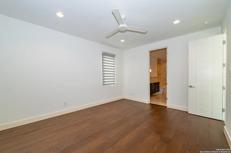 100 Canterbury Hill, Terrell Hills, TX 78209, San Antonio, Texas, United States. - Photo 25