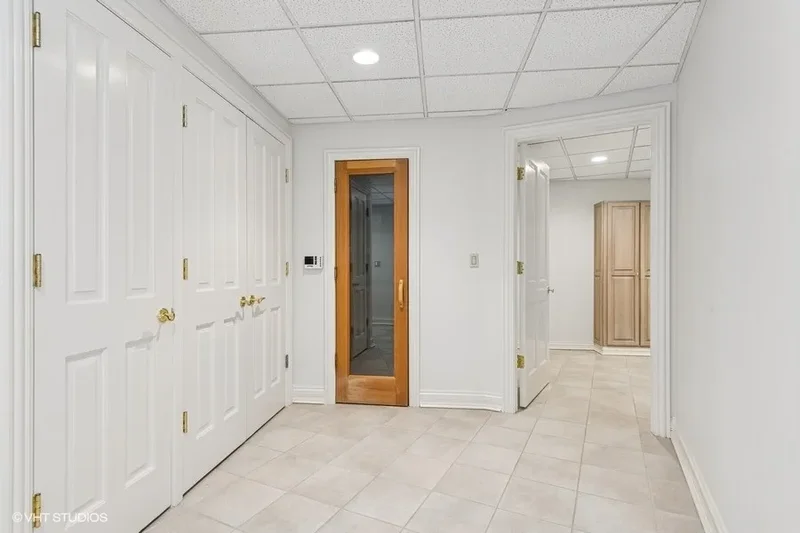 560 Oak Knoll Road, Barrington Hills, IL, 60010, USA, Barrington Hills, Illinois, United States. - Photo 18