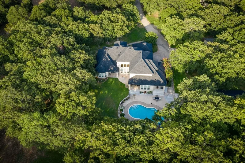 4 Bedrooms Single Family Detached