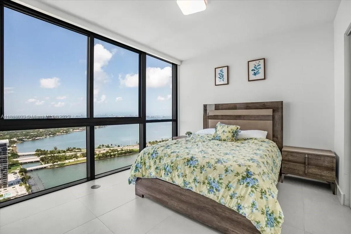 3131 NE 7th Ave 3306, Miami, Florida, United States. - Photo 25
