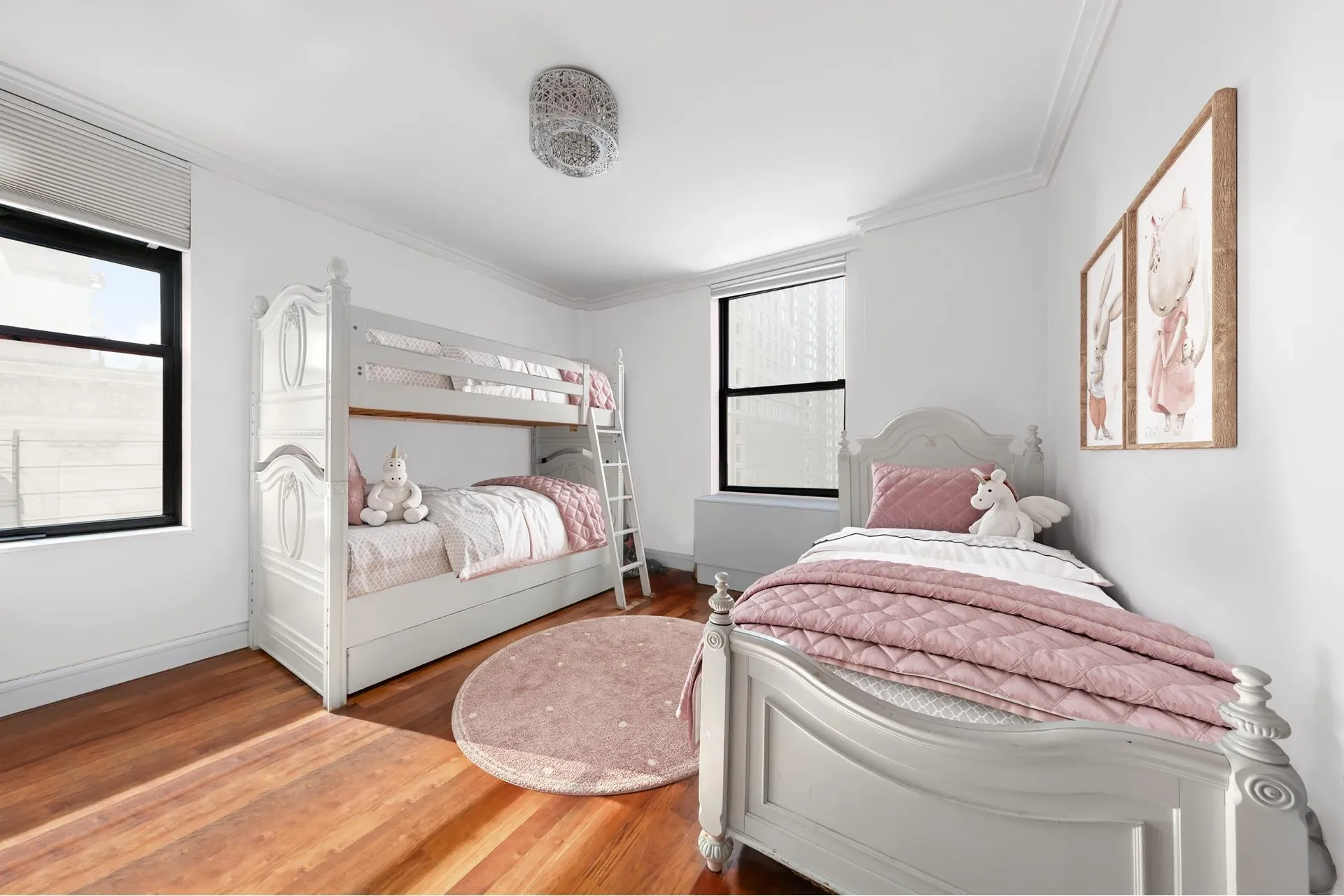 Avonova, 219 W 81ST ST, New York, New York, United States. - Photo 8