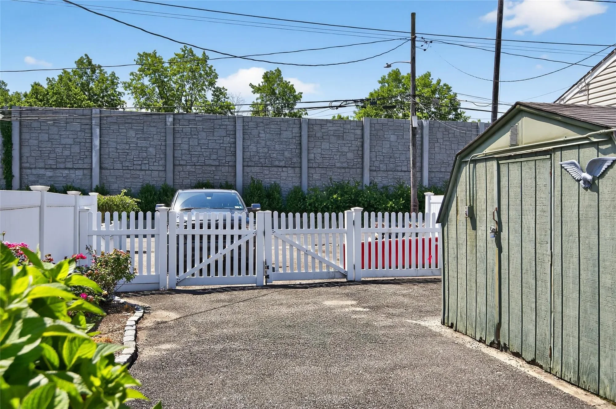 332 Mineola Avenue , Carle Place, NY 11514, Carle Place, New York, United States. - Photo 15