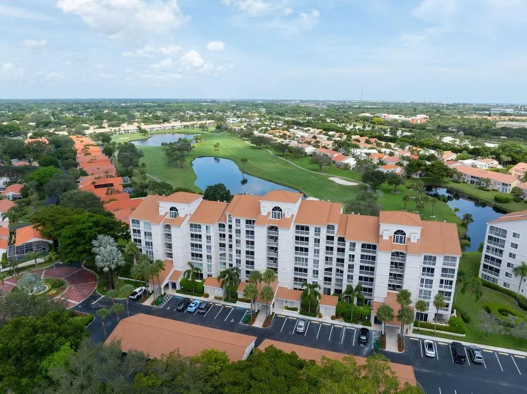 17031 Boca Club Boulevard, Boca Raton, Florida, United States. - Photo 28