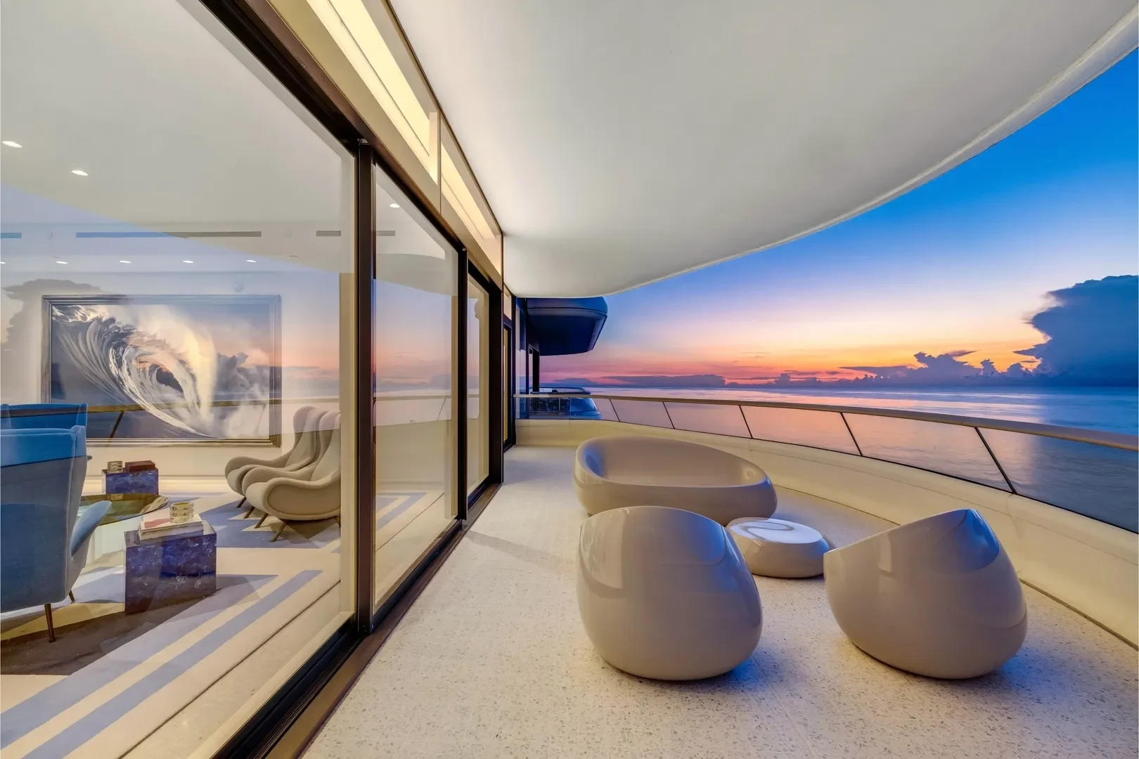 3315 Collins Ave, Miami Beach, Florida, United States. - Photo 19