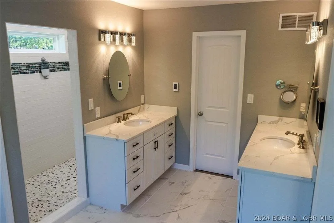Gallery photo 11