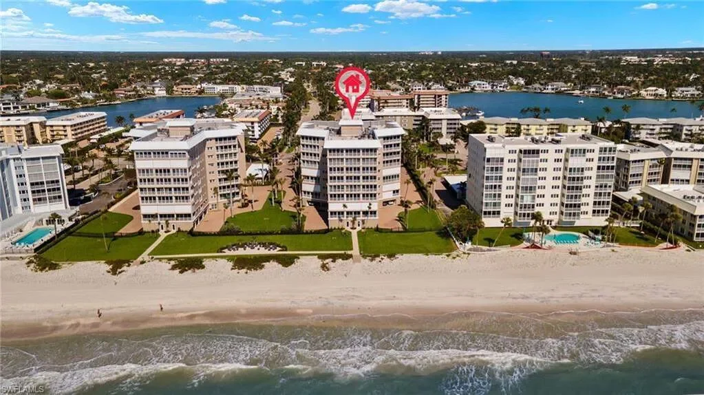 2901 GULF SHORE BLVD, #803S, Naples, FL, 34103, USA, Naples, Florida, United States. - Photo 17
