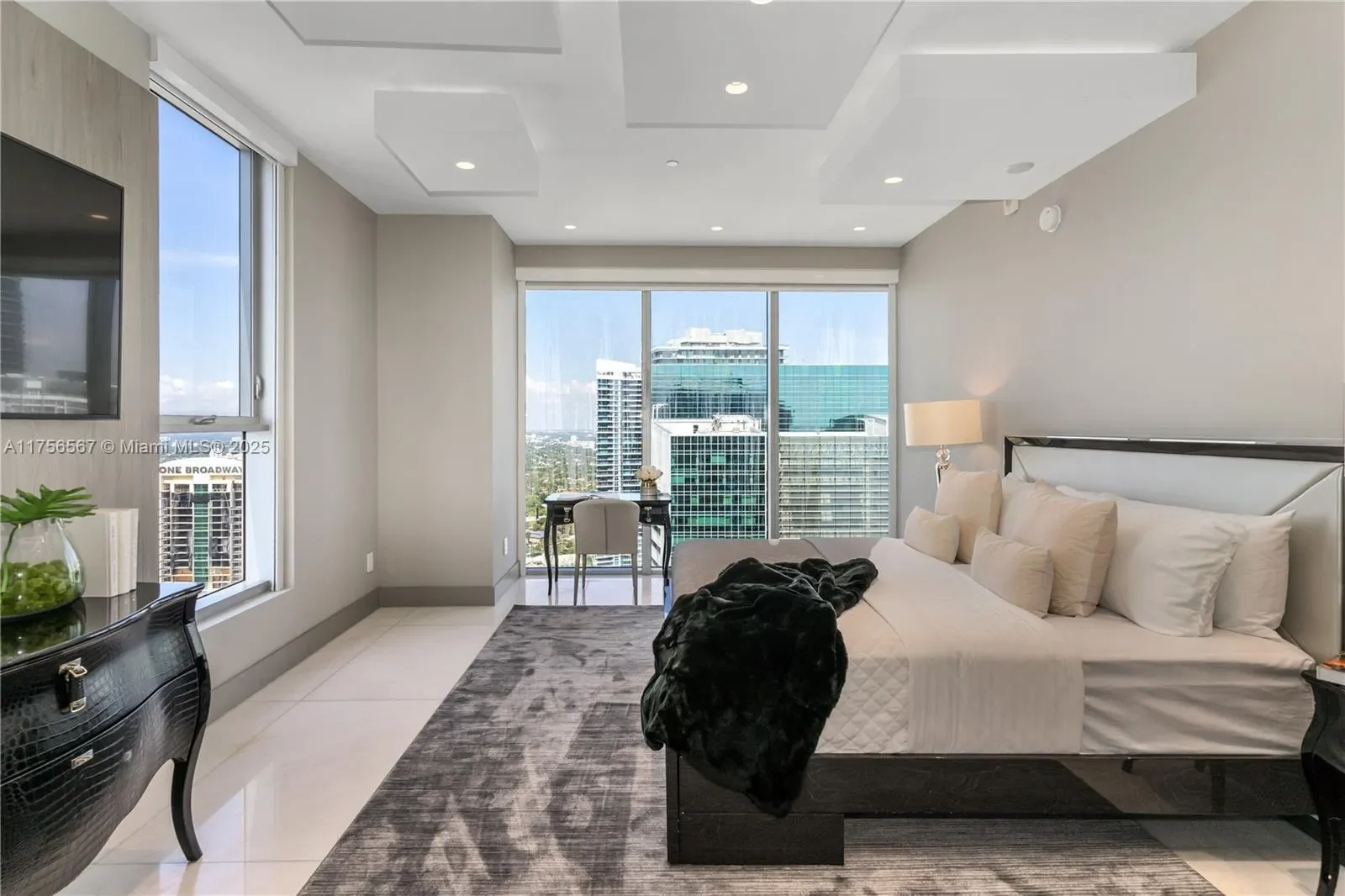 1300 Brickell Bay Dr, #4400, Miami, Florida, United States. - Photo 29