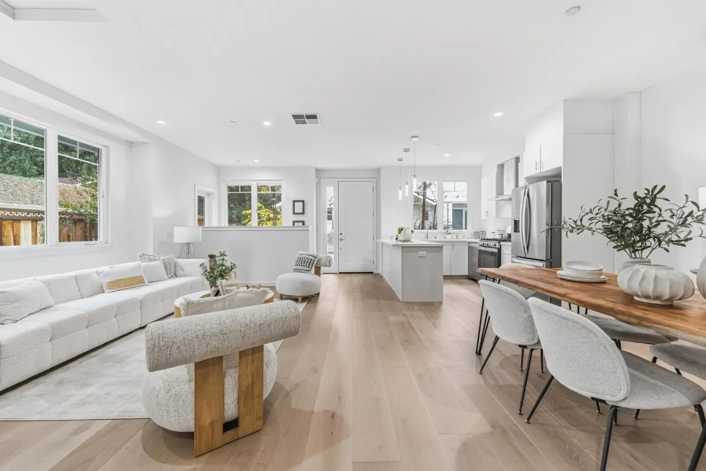 139 Flynn Avenue, Mountain View, California, United States. - Photo 2