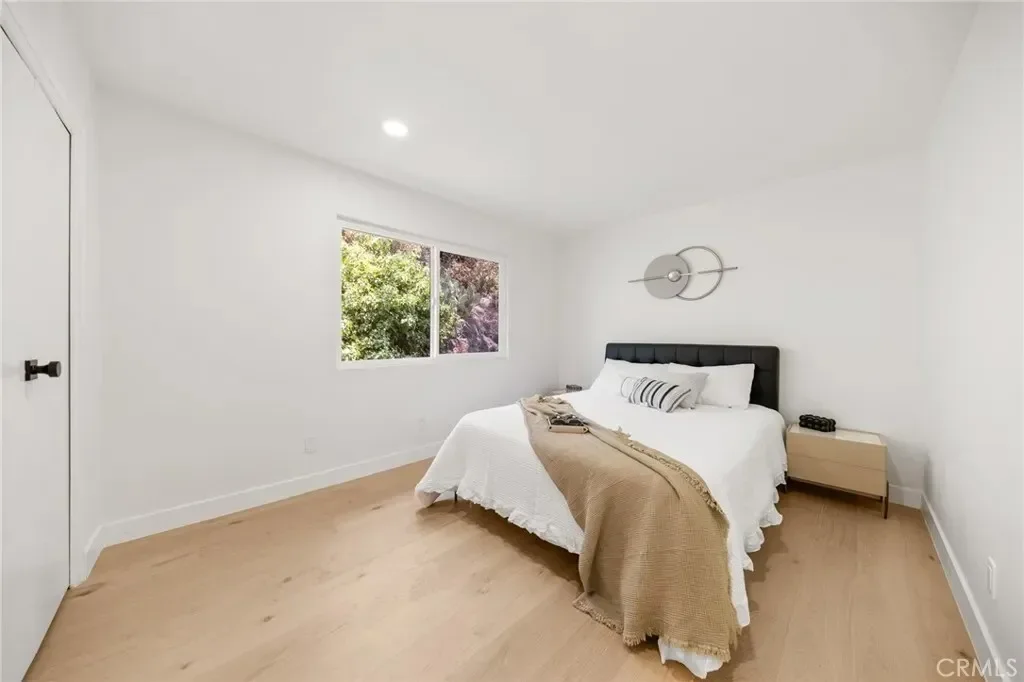12284 Circula Panorama, Santa Ana, California, United States. - Photo 32