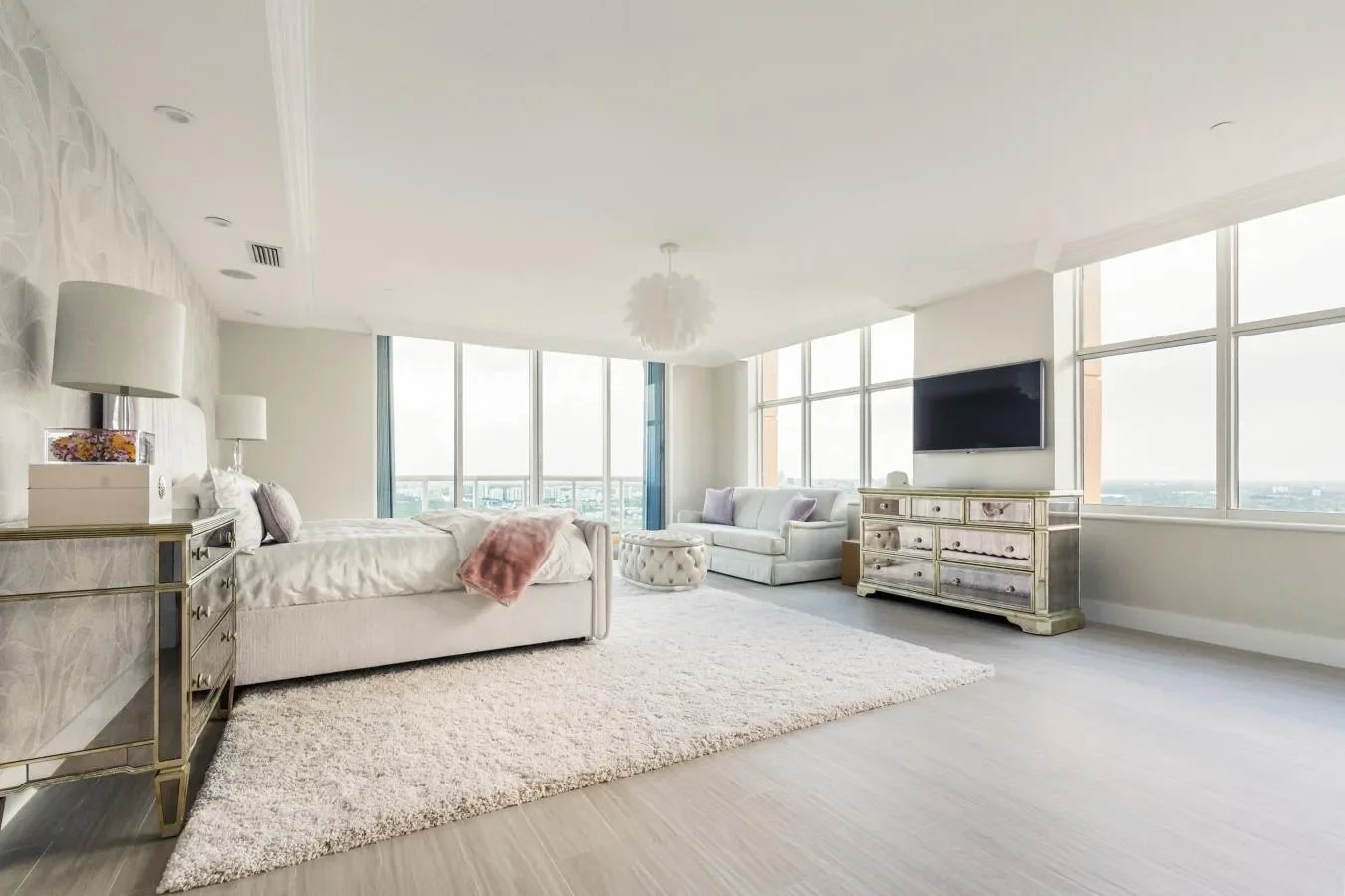 2100 N Ocean Drive, Fort Lauderdale, Florida, United States. - Photo 10
