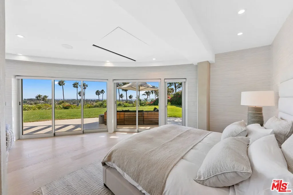 6375 Gayton Place, Malibu, California, United States. - Photo 32