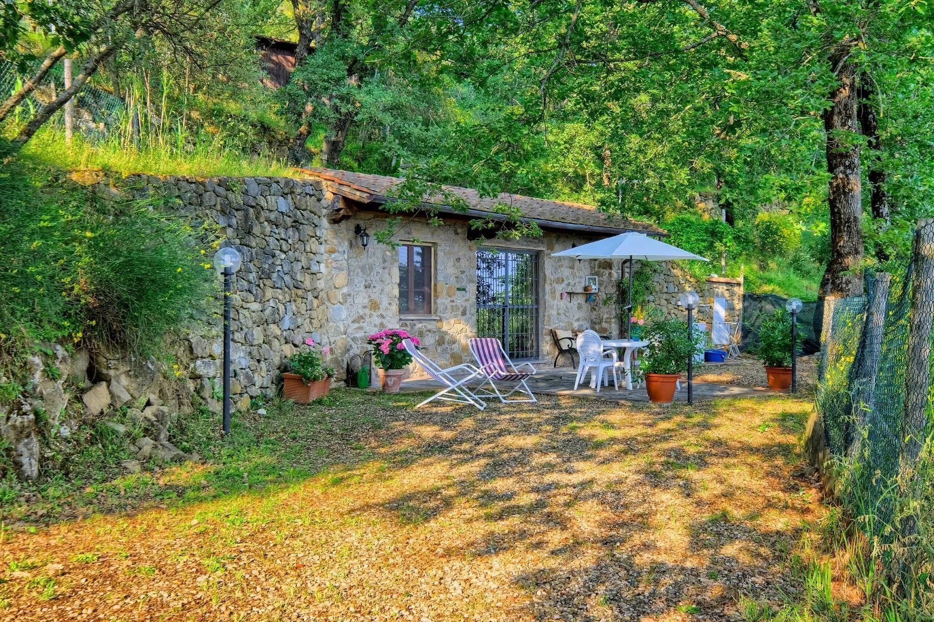 Exterior photo 10