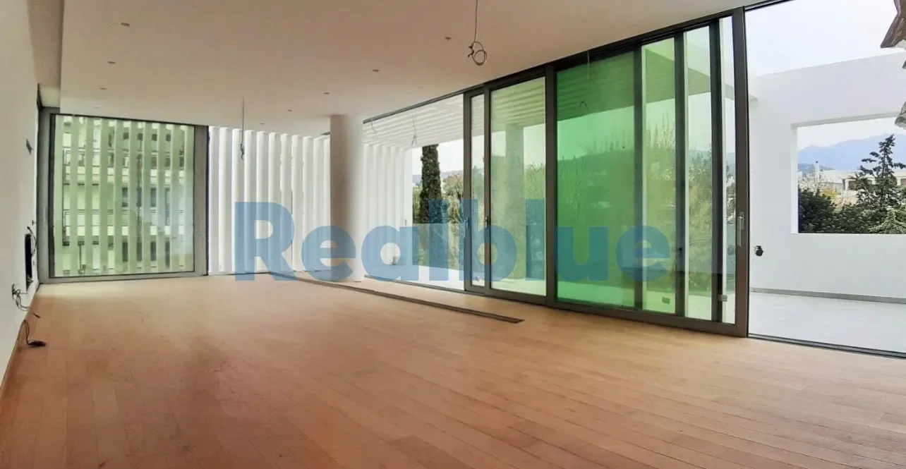 Gallery photo 4